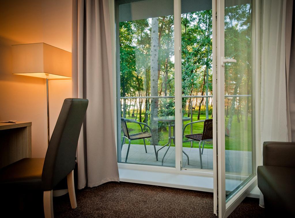 Bed and Breakfast Borgata Ustronie Morskie Exterior foto