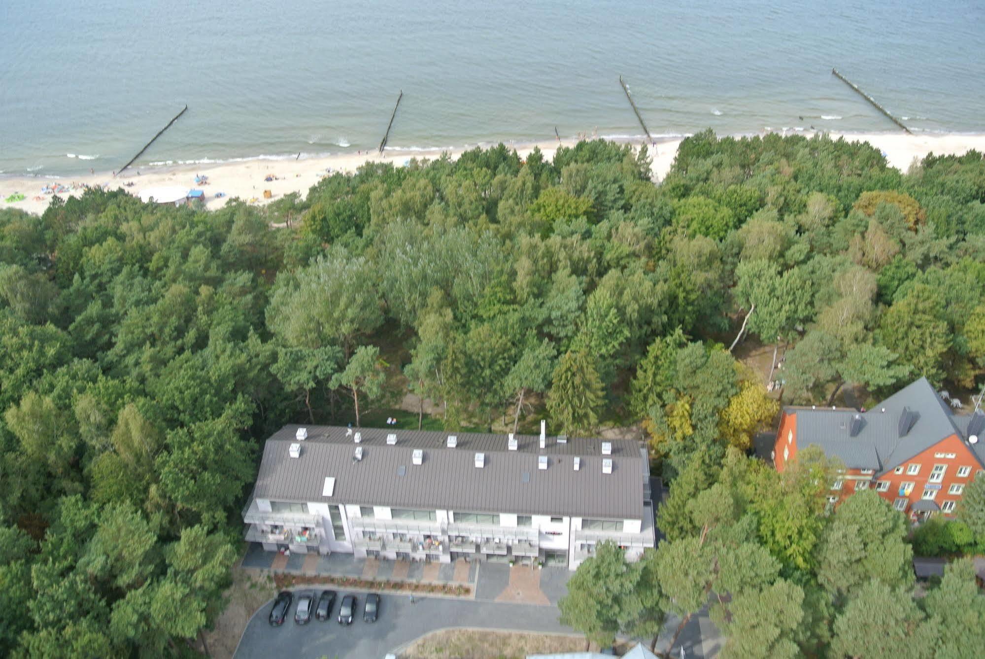 Bed and Breakfast Borgata Ustronie Morskie Exterior foto